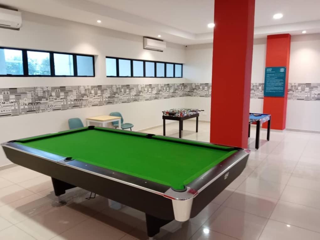 Pantai Puteri Melaka - Seaview 2 Bedroom Tanjung Kling Bagian luar foto